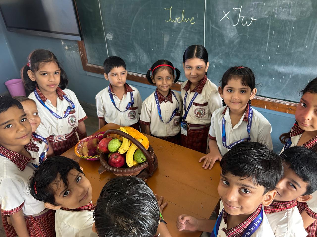 FRUITS DAY CELEBRATION- KG SECTION